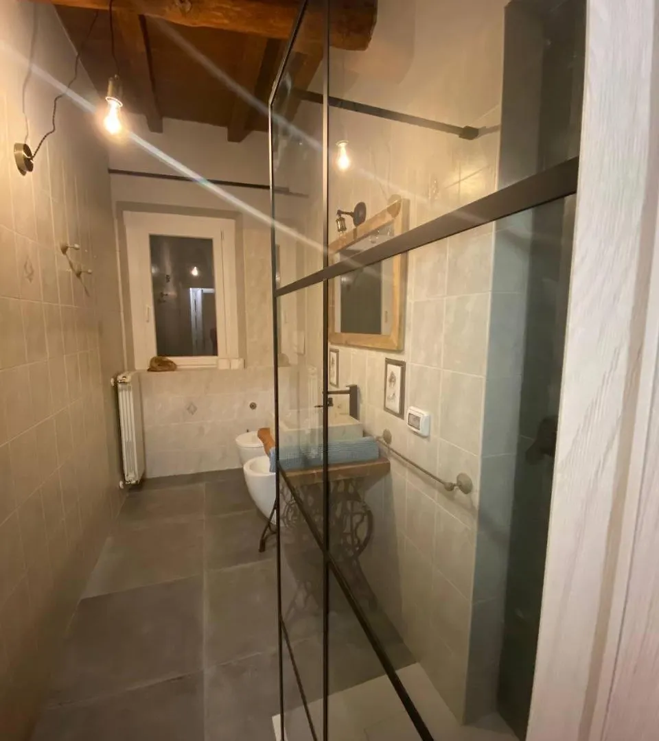 Апартаменты Ruti'S House - Monolocale Con Travi A Vista Vicino Malpensa E Milano Rho Fiera Галларате 0*,  Италия
